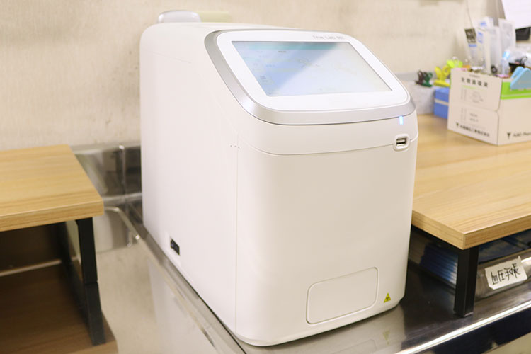 血液検査装置